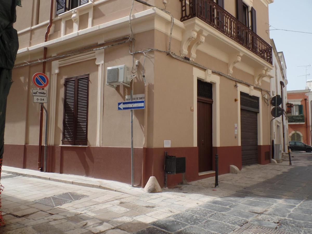 Il Cervo Apartment, Historic City Centre Brindisi Exterior foto